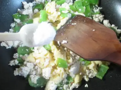 Make Pyramid chicken tofu step 9