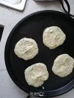 Make Sour cream sesame cake step 4