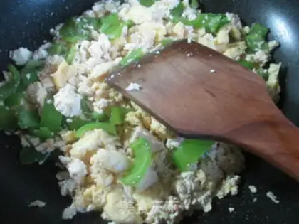 Make Pyramid chicken tofu step 11
