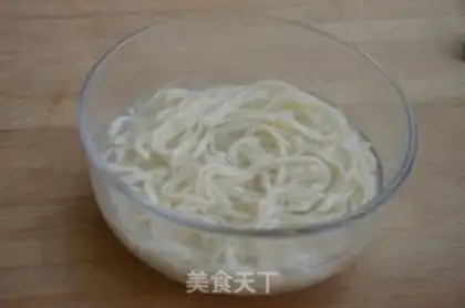 Make Mustard salad and cold noodles step 3