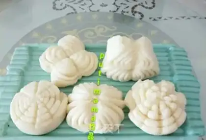 Make Creative rolls step 17