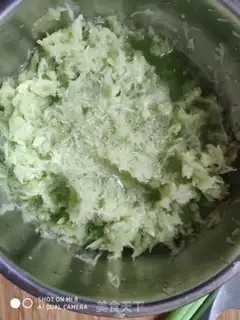 Make cucumber meat step 2