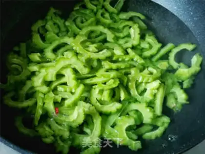 Make Garlic greasy melon step 2