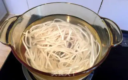 Make Red beef noodles step 5