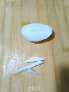 Make Rabbit fruit step 4