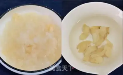Make A silver spoon of papaya milk step 1
