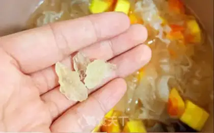 Make A silver spoon of papaya milk step 4