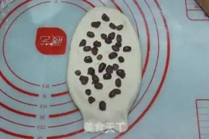 Make Bean buns step 4
