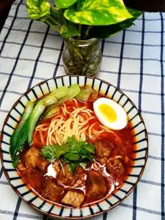 Make Spicy beef noodles step 8