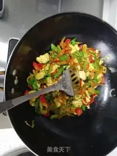 Make Duck eggs, red pepper step 5