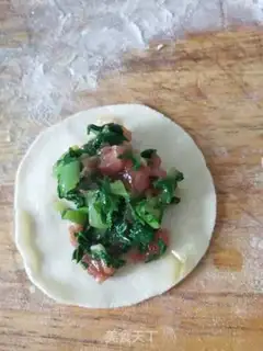 Make Little cabbage pork dumplings step 6