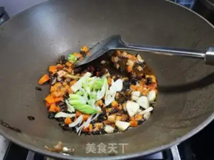 Make Pork egg soup step 1