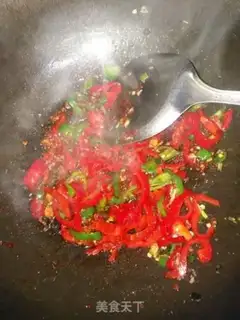 Make Onion noodles step 1