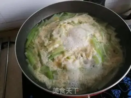 Make Pork egg soup step 4