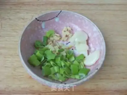 Make Jealousy bean sprouts step 2