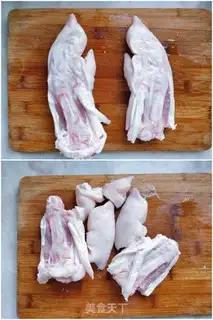 Make Cream ginger stew on pig feet step 1