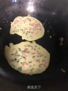 Make Ham egg cake step 1