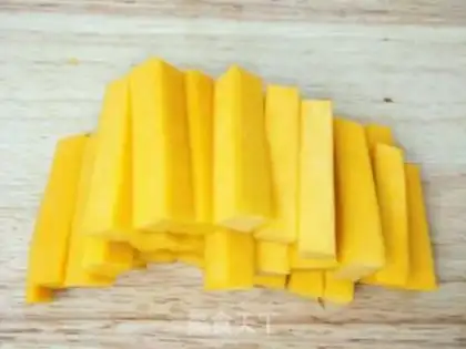 Make Tomato pumpkin step 1