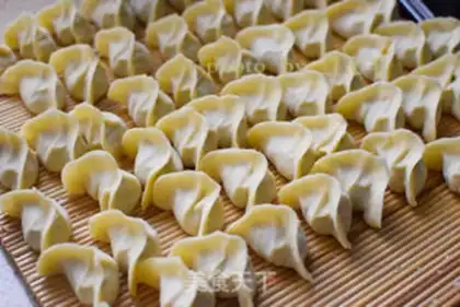 Make Sour beef dumplings step 7