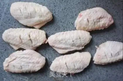 Make ♪ Salted egg yellow wings ♪ step 1