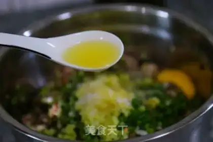 Make cucumber shrimp dumplings step 14