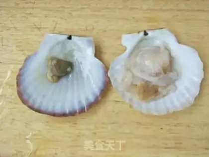 Make A fan of scallops step 2