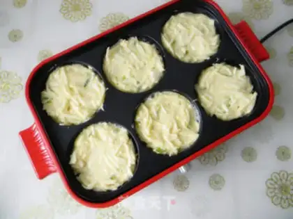 Make Pumpkin eggcake step 6