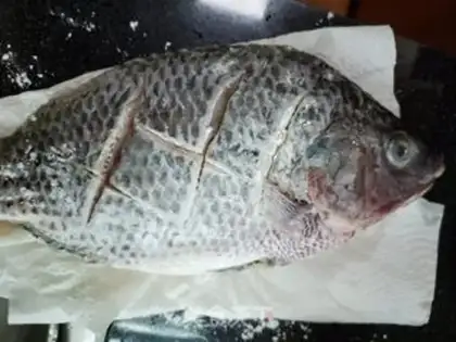Make A red-burned tilapia step 1