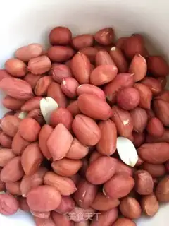 Make Old vinegar peanuts step 0