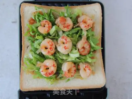 Make The lobster sandwich step 10