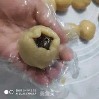 Make A wide moon cake step 7