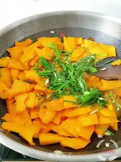 Make Pumpkin step 4