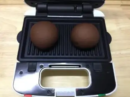 Make Coco cranberry waffles step 10