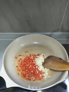 Make Garlic oil step 9