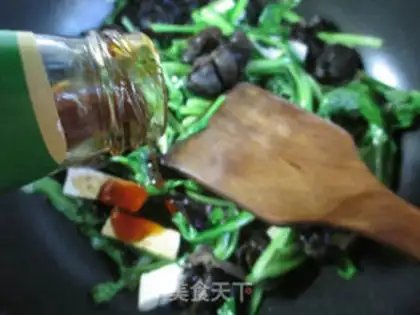 Make Blackwood, old tofu-cooked chicken step 5