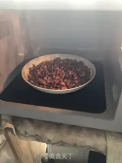 Make Microwave blast peanuts step 1