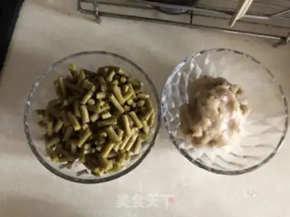 Make Chicken fried sour beans step 1