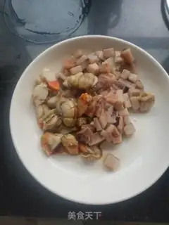 Make Five colours of seafood, all wheat pizza step 1