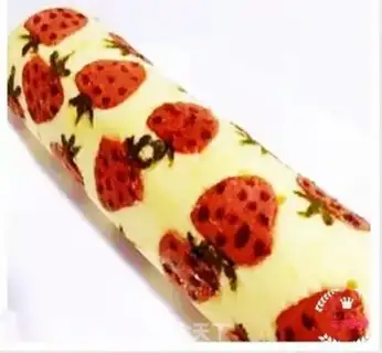 Make Strawberry roll step 20