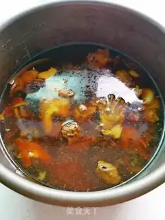 Make Tea mushroom hen soup step 3