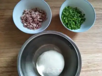 Make Pyramid bacon rolls step 1