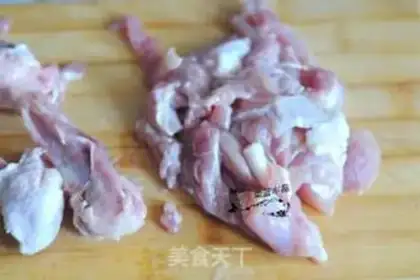 Make Chicken leg and garlic step 0