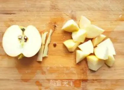 Make oatmeal fruit porridge step 2