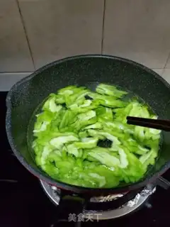 Make Forbidden guacamole step 2