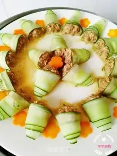 Make cucumber beef roll step 7