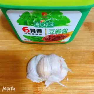 Make Five flowers and four beans step 1