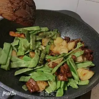 Make Five flowers and four beans step 13