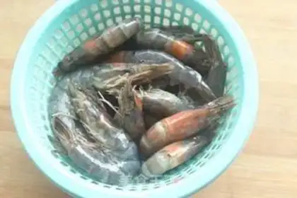 Make Salt shrimp step 0