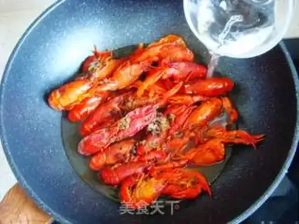 Make Spicy crawfish step 3