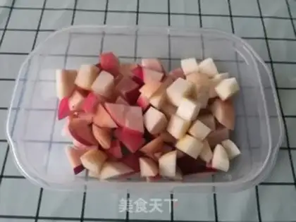 Make A peach banana shake step 0